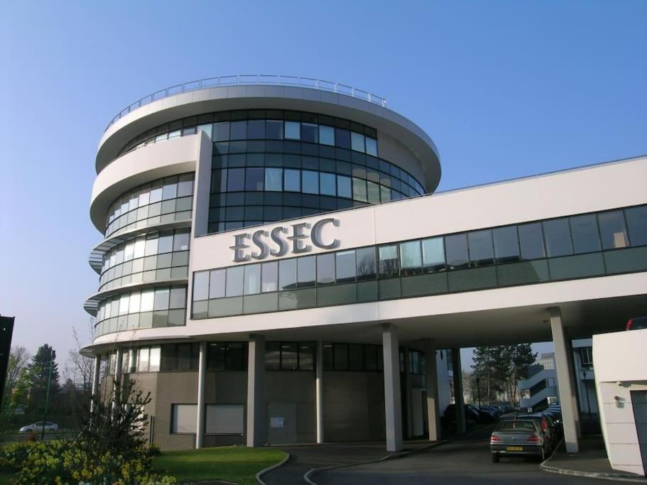 Studio Cergy 5 Min De La Gare Eksteriør bilde