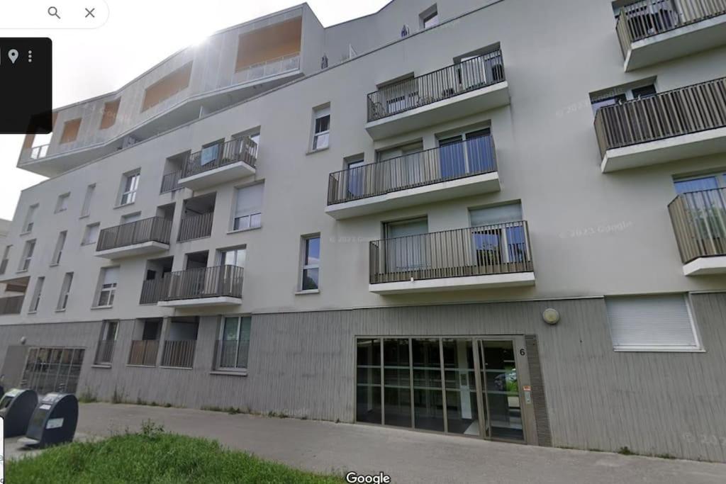 Studio Cergy 5 Min De La Gare Eksteriør bilde
